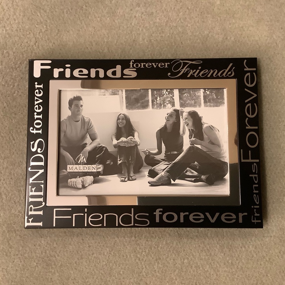 Malden “Friends Forever” 4x6” Frame Black and Silver